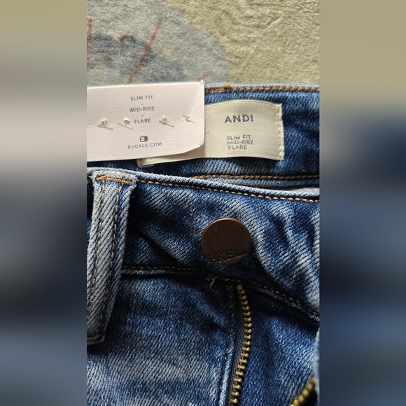 BKE Andi Flare Jeans in Dark Blue Denim - Picture 2 of 10